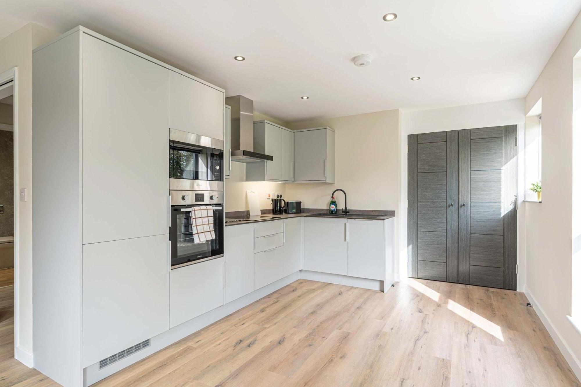 Stylish 2 Bedroom Apartments In Derby Exterior foto